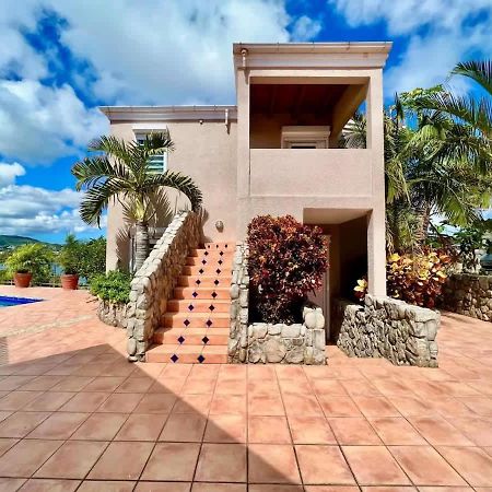 Cottage At Oceanfront Villa With Pool East End  Экстерьер фото