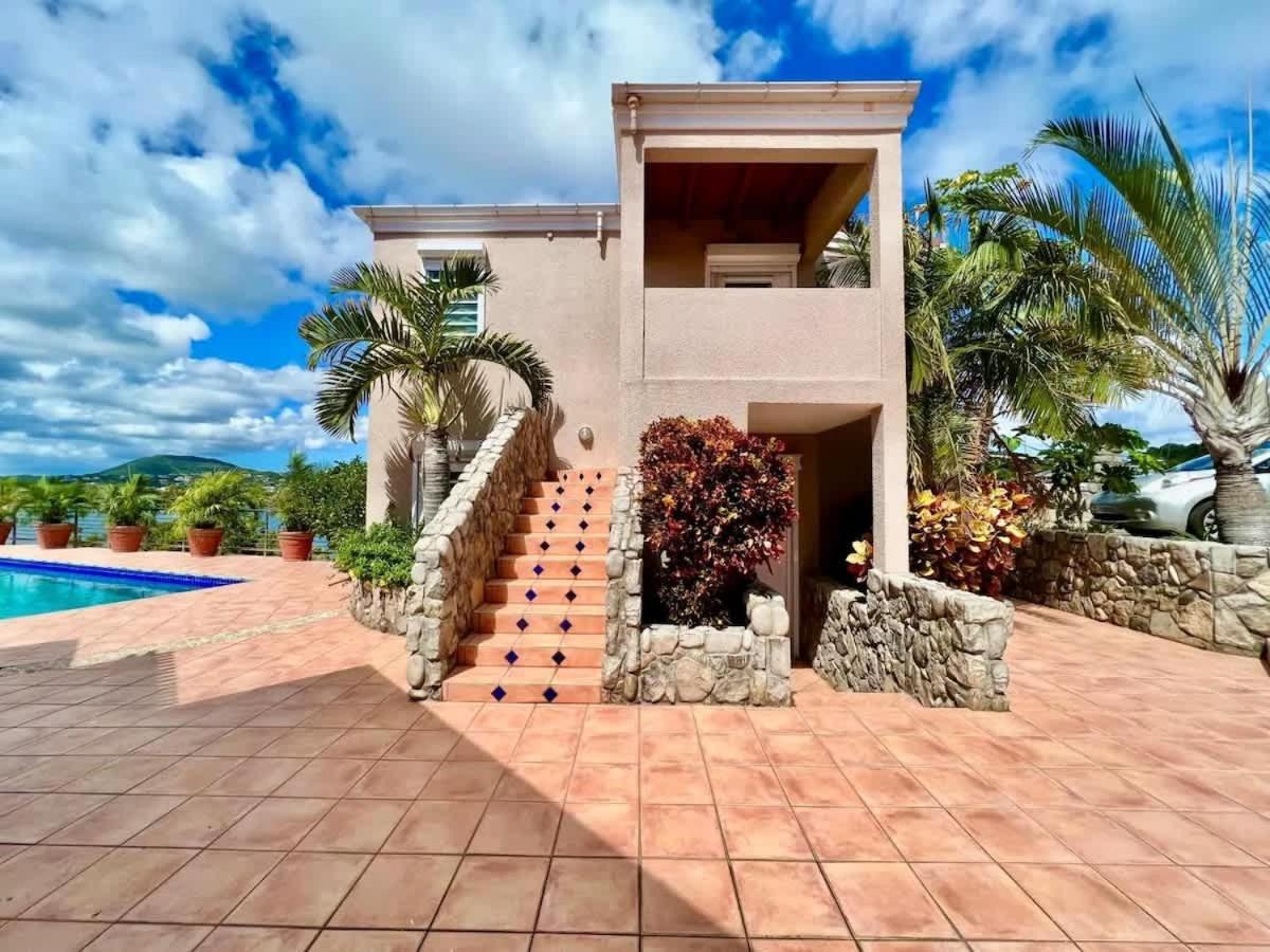 Cottage At Oceanfront Villa With Pool East End  Экстерьер фото